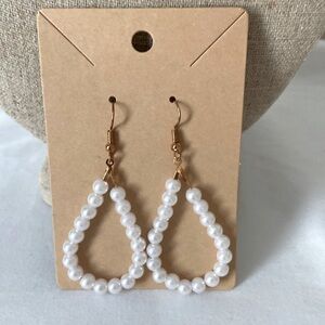 PEARL TEAR DROP EARRINGS
